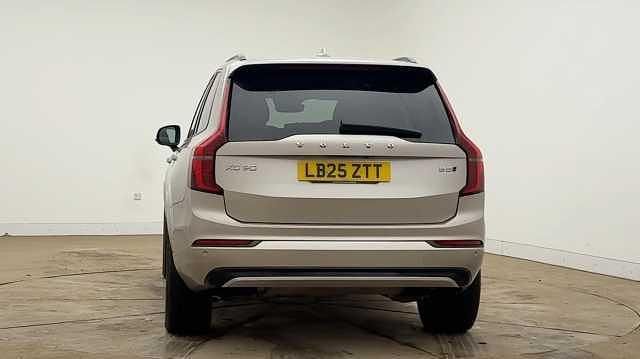 Used Volvo XC90 Plus 250 HP (183 kW) 2025 SUV