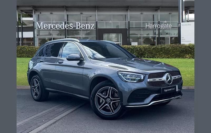 Grey Used 2020 Mercedes GLC300e AMG line SUV | £26,000 (Fair price) - Image 1/4