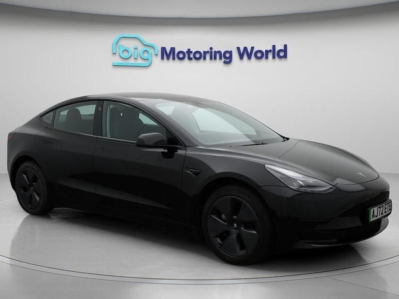 Black Used 2022 Tesla Model 3 RWD Sedan | £22,000 (Fair price) - Image 1/4