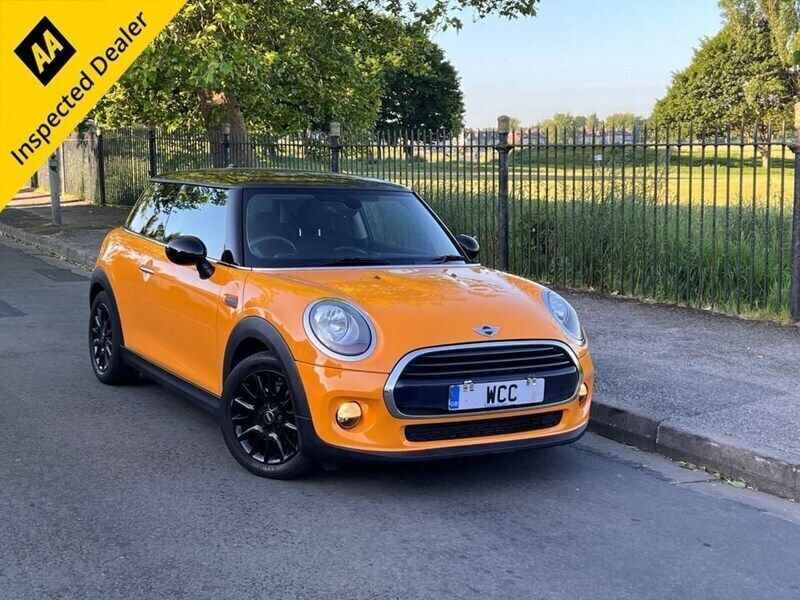 Orange Used 2017 Mini Cooper Hatch Hatchback | £7,495 (Good price) - Image 1/4