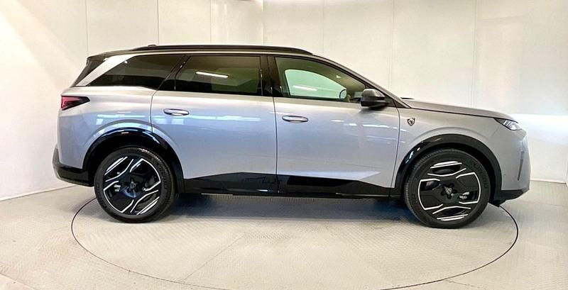 Used Peugeot 5008 GTi 156 kW (213 HP) 2024 Grey MPV