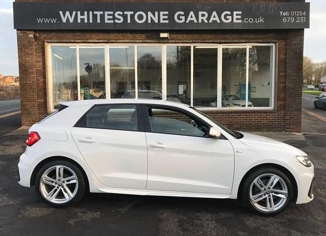 Used Audi A1 Sportback S-Line 150 HP (110 kW) 2019 White Hatchback