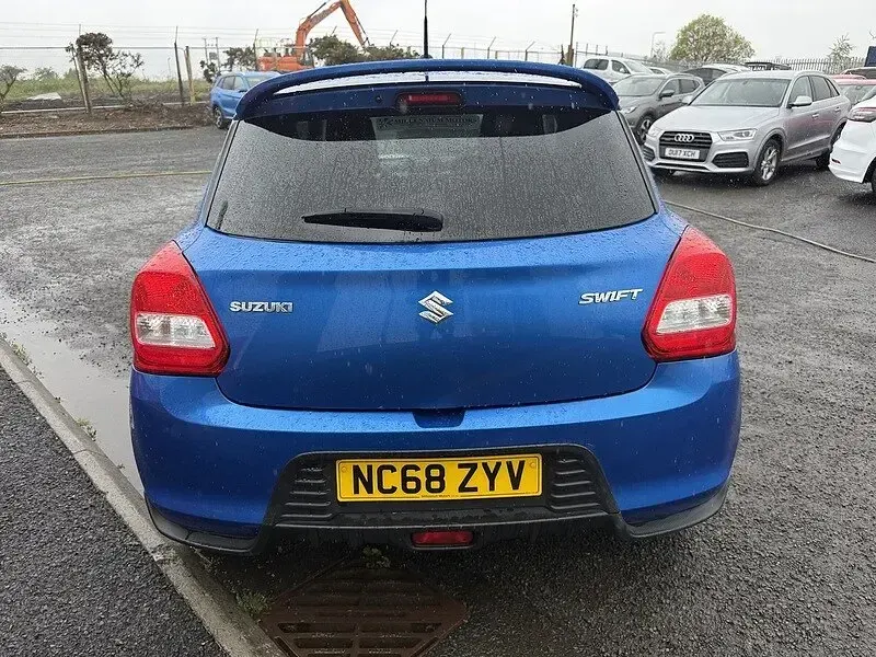 Used Suzuki Swift 90 HP (66 kW) 2019 Blue Hatchback