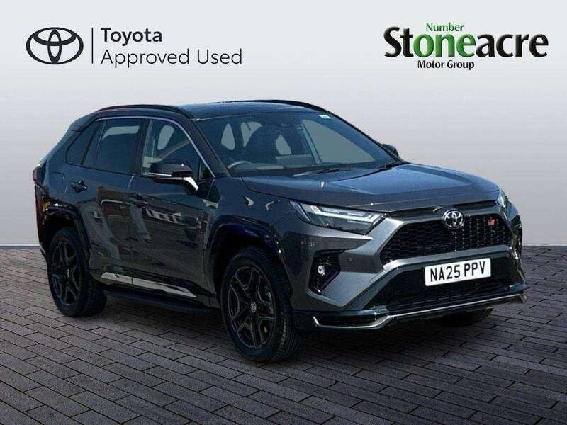 Grey Used 2025 Toyota RAV4 Hybrid Sport SUV | £45,750 (Fair price) - Image 1/2