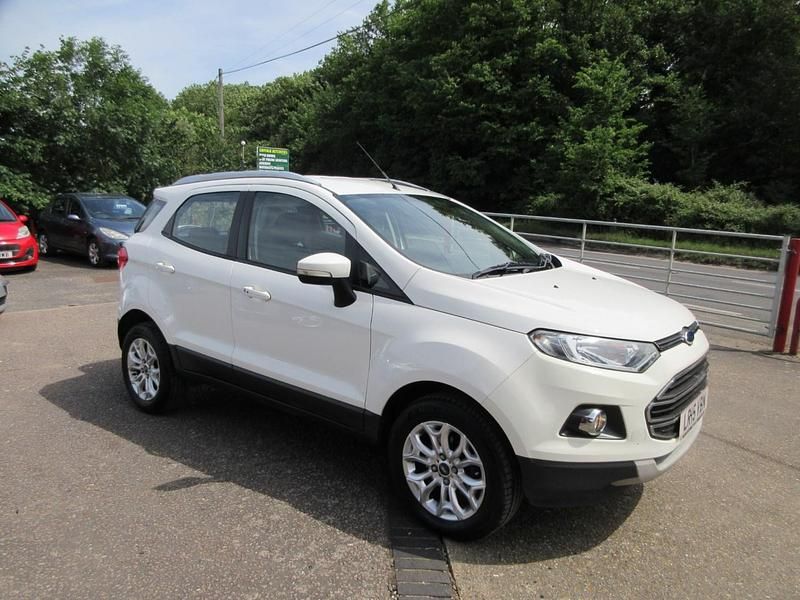 Used Ford Ecosport Titanium 2015 White SUV