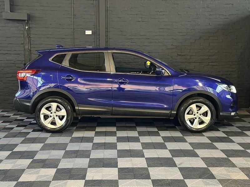Used Nissan Qashqai Acenta Premium 140 HP (102 kW) 2019 Blue SUV