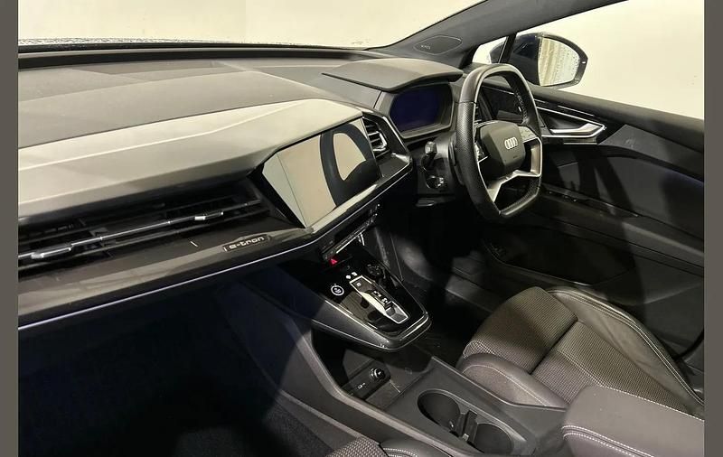 Used Audi Q4 e-tron S-Line 219 kW (299 HP) 2023 Blue SUV