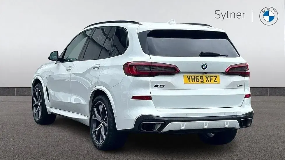 Used BMW X5 M Sport 261 HP (191 kW) 2019 White SUV