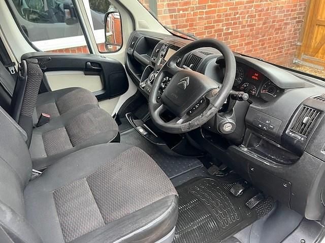 Used Citroën Relay 130 HP (95 kW) 2015 White Van