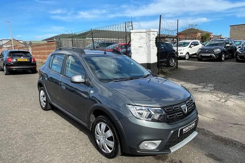 Grey Used 2017 Dacia Sandero Stepway Hatchback | £4,995 (Good price) - Image 1/1