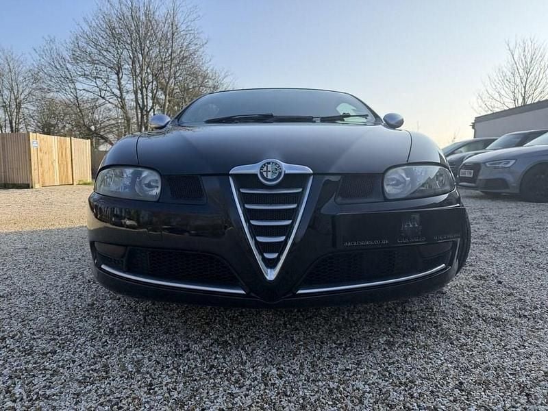 Used Alfa Romeo GT 165 HP (121 kW) 2026 Black Coupe