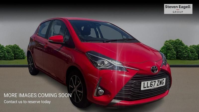 Used Toyota Yaris 2018 Red Hatchback