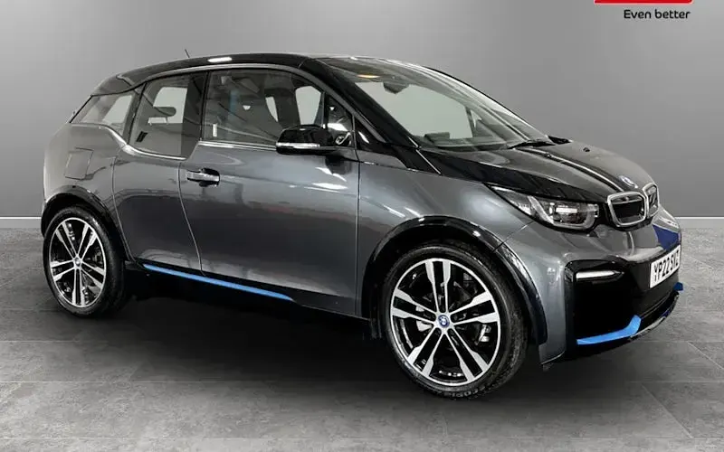Begagnad BMW i3 135 kW (184 HK) 2022 Halvkombi