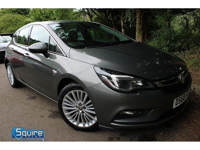 Grey Used 2018 Vauxhall Astra Elite Hatchback | £8,695 (Fair price) - Image 1/3