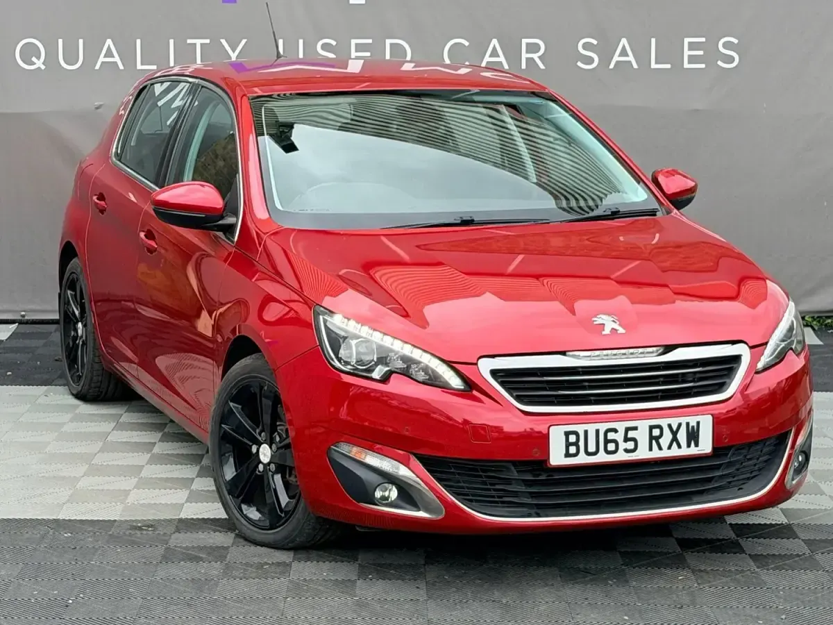 Used Peugeot 308 Allure 130 HP (95 kW) 2015 Red Hatchback