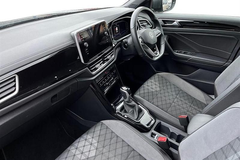 Used VW T-Roc R-line 150 HP (110 kW) 2023 Indium grey SUV