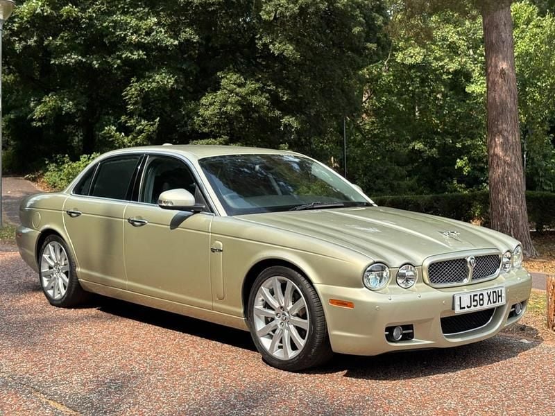 Gold Used 2025 Jaguar XJ Sedan | £12,000 - Image 1/3