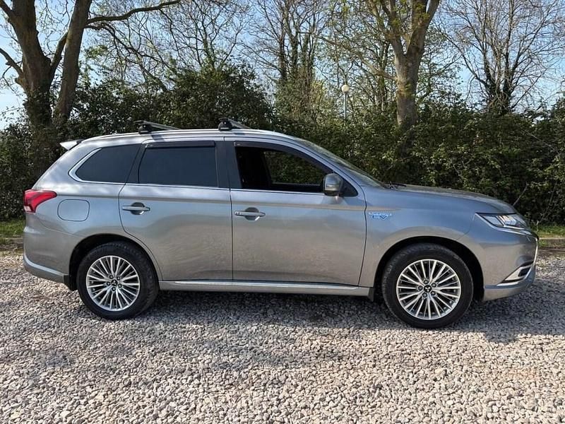 Used Mitsubishi Outlander P-HEV 2019 Grey SUV