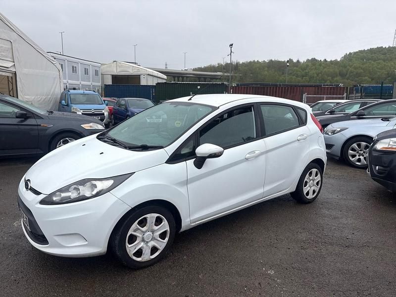 Used Ford Fiesta 2010 White Hatchback