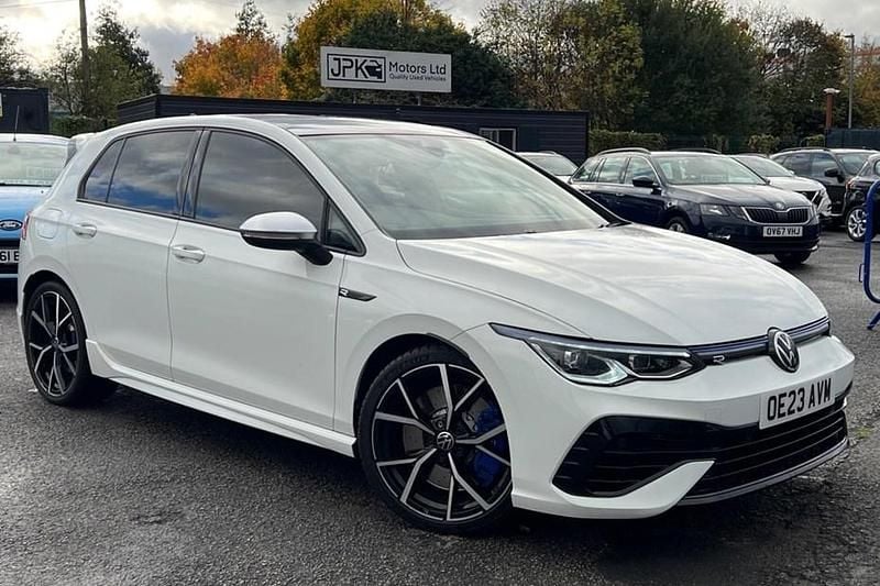 Used 2023 VW Golf VIII R | £35,995 (Expensive) - Image 1/1