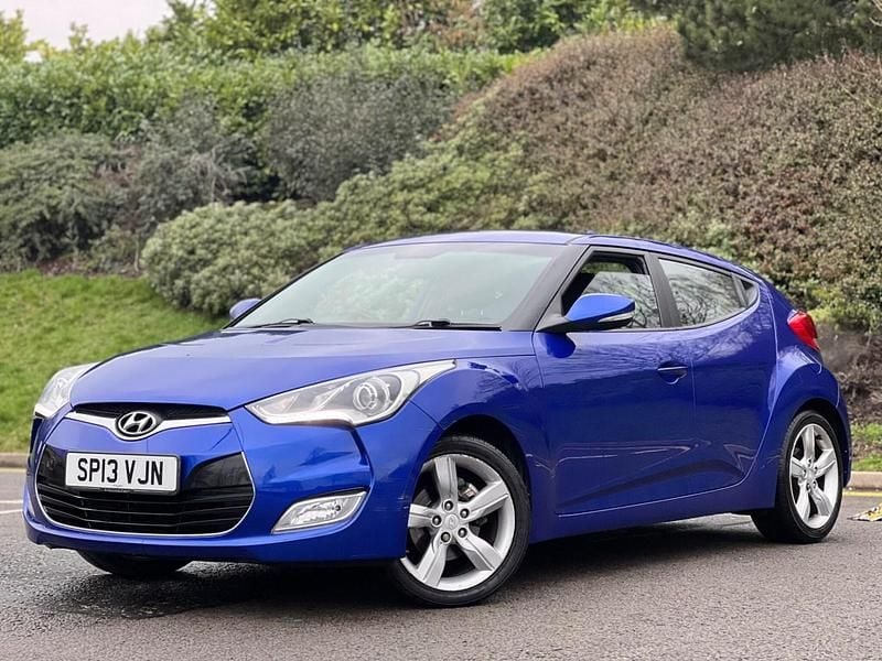 Used Hyundai Veloster 140 HP (102 kW) 2013 Blue Hatchback