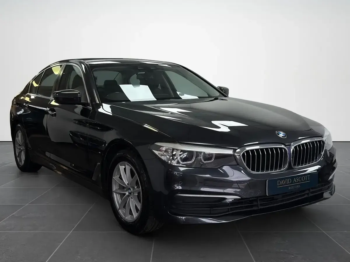 Used BMW 520 Comfort Edition 2018 Grey Sedan