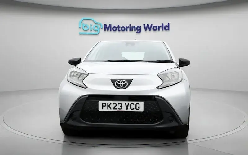 Usado Toyota Aygo X PURE 72 HP (52 kW) 2025 SUV