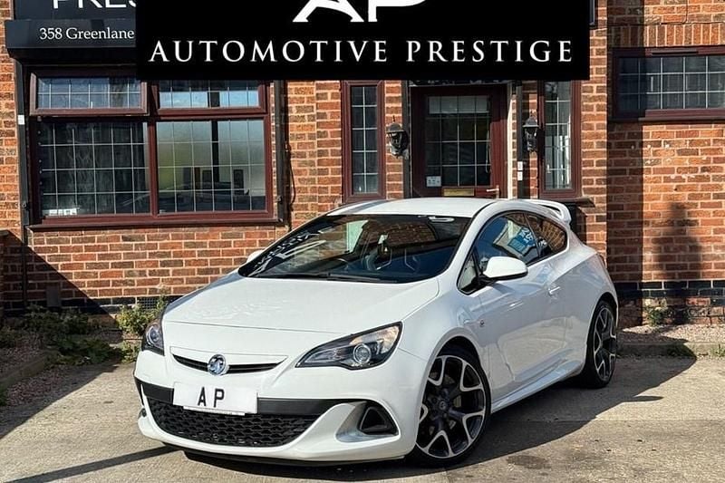 Used 2015 Vauxhall Astra GTC Coupe | £10,240 (A bit pricey) - Image 1/1