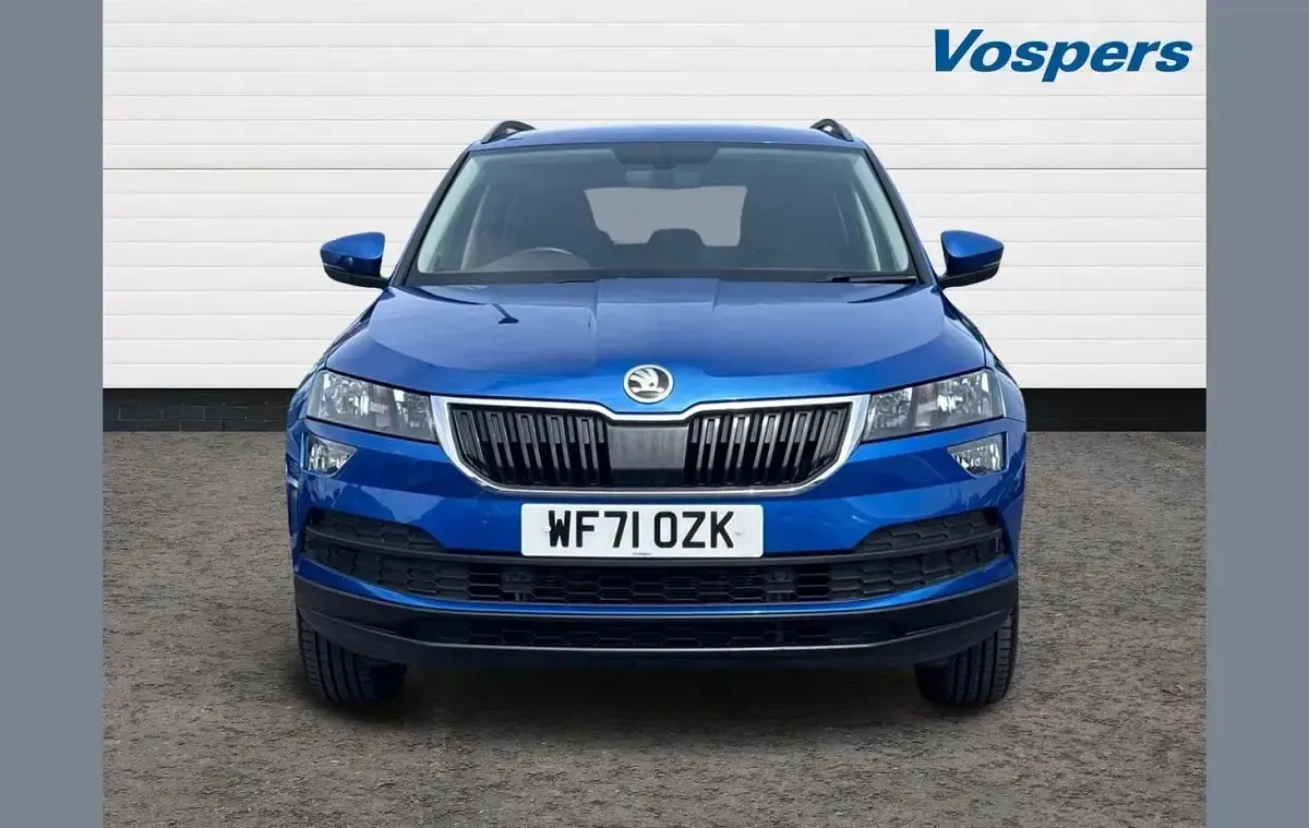 Usado Skoda Karoq SE Technology 150 HP (110 kW) 2022 Azul SUV