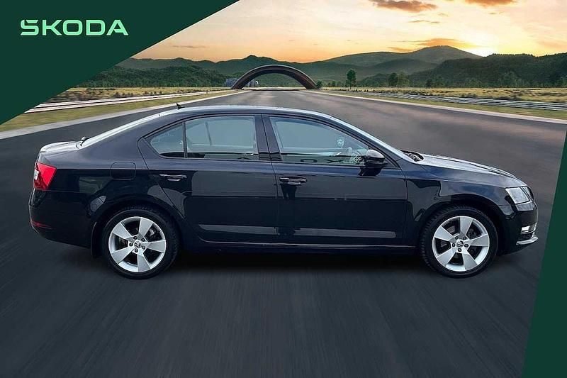 Used Skoda Octavia SE Drive 147 HP (108 kW) 2020 Black Hatchback