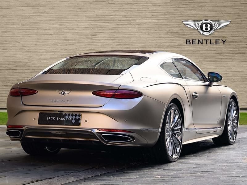 New Bentley Continental Mulliner 770 HP (566 kW) 2025 Brown Coupe