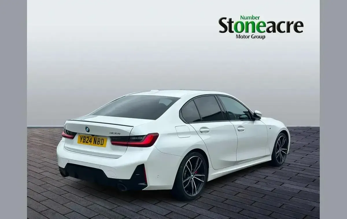 Used BMW 320 M Sport 180 HP (132 kW) 2024 White Sedan