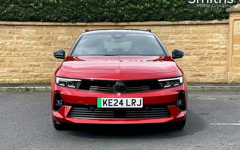 Used Vauxhall Astra Ultimate 114 kW (156 HP) 2026 Estate