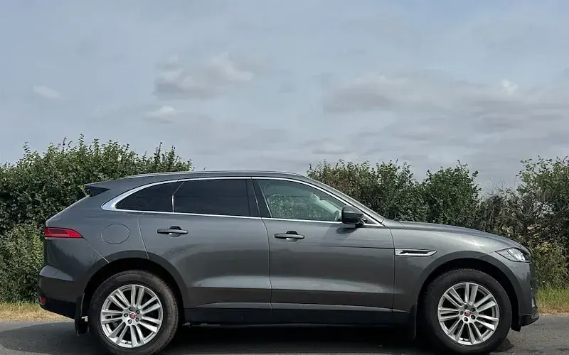 Used Jaguar F-Pace Portfolio 179 HP (131 kW) 2020 SUV