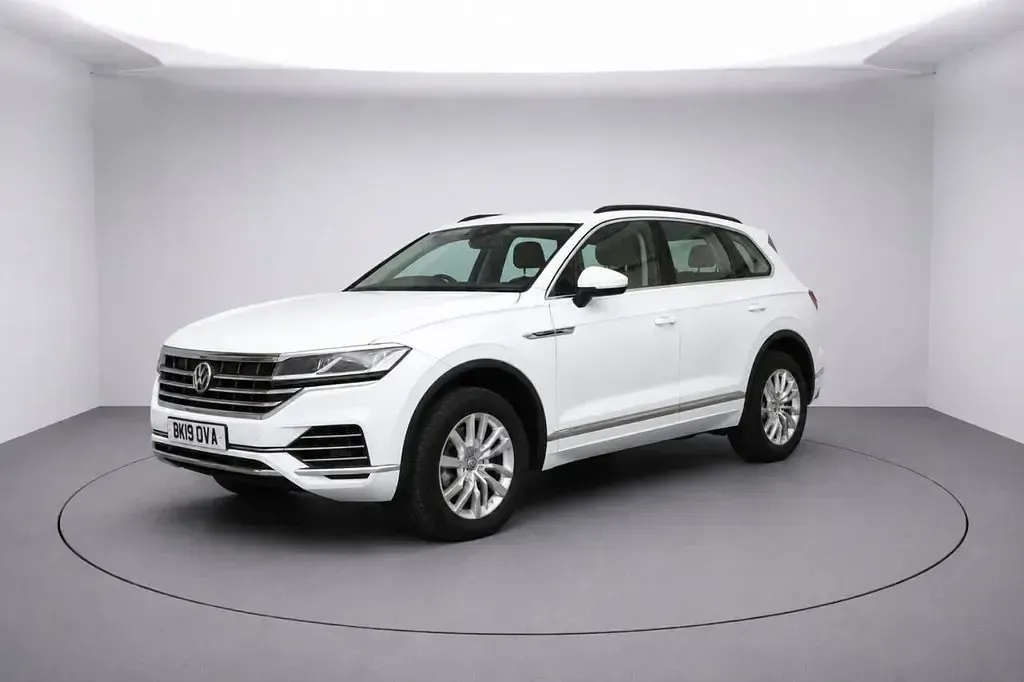Used VW Touareg SEL 286 HP (210 kW) 2019 White SUV