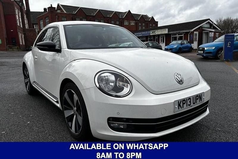 Used VW Beetle Sportline 140 HP (102 kW) 2013 White Hatchback