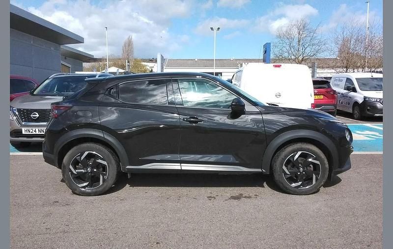 Used Nissan Juke N-Connecta 112 HP (82 kW) 2022 Black SUV