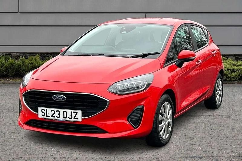 Gebraucht Ford Fiesta Trend 99 PS (72 kW) 2023 Rot Kleinwagen