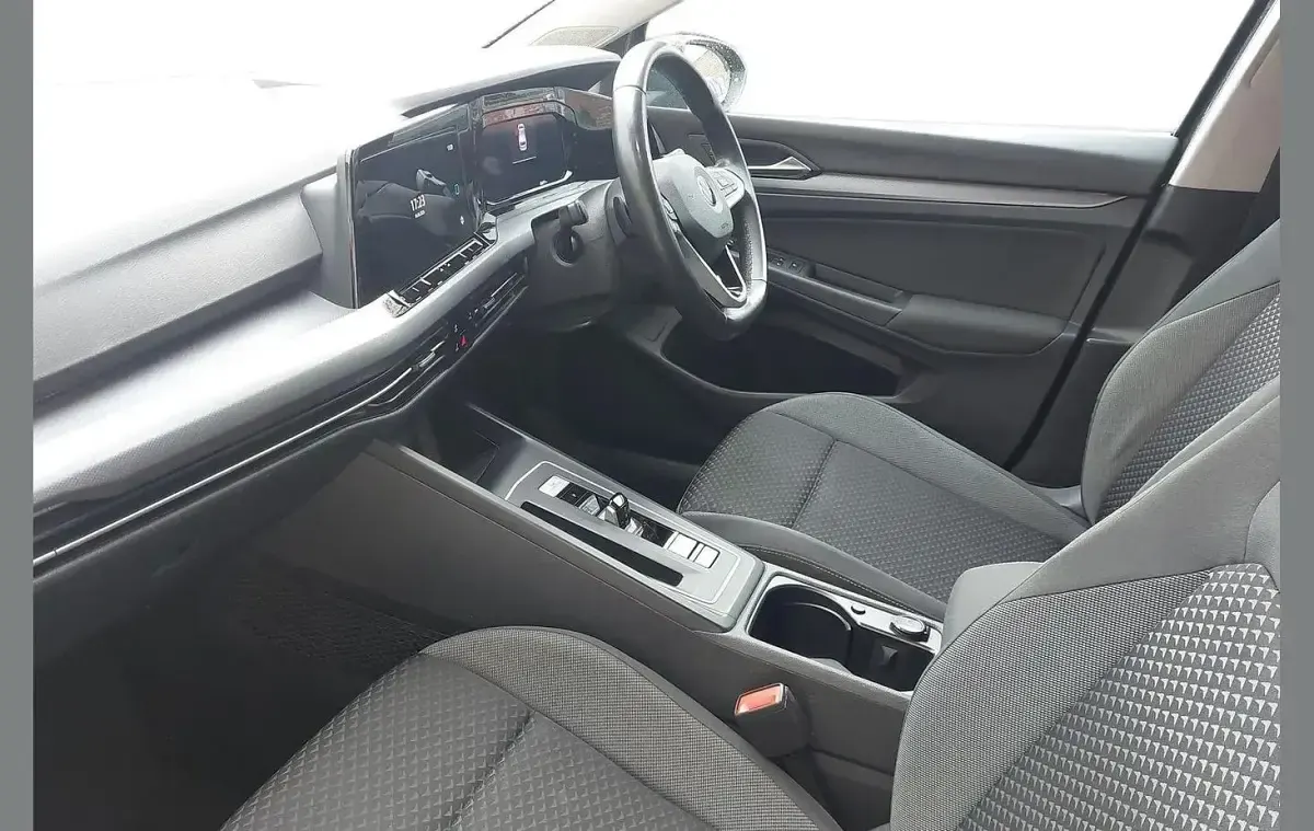 Used VW Golf VIII Active 150 HP (110 kW) 2022 Grey Hatchback