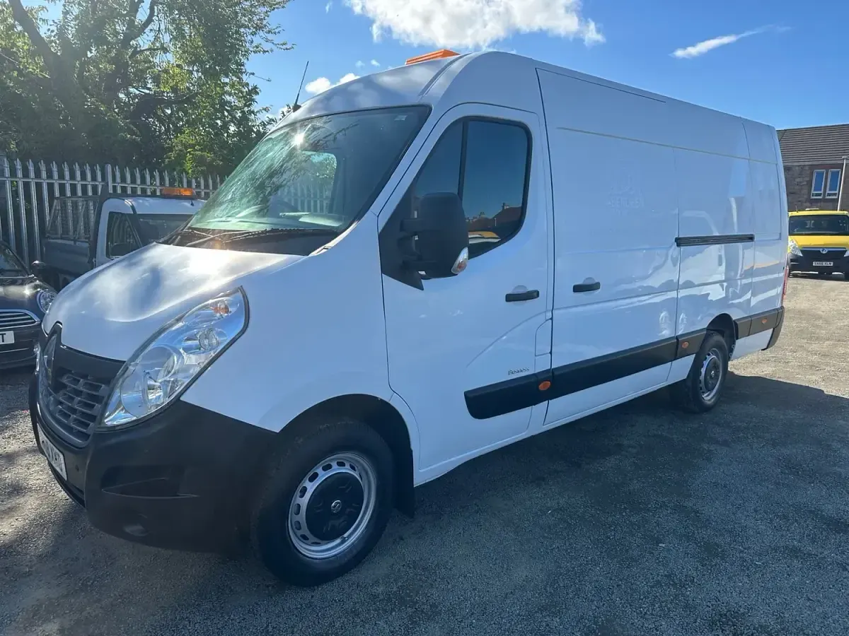 Used Renault Master Business 2019 White Van