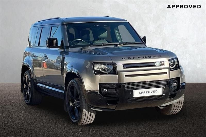 Used Land Rover Defender HSE Dynamic 250 HP (183 kW) 2024 Silicon silver SUV