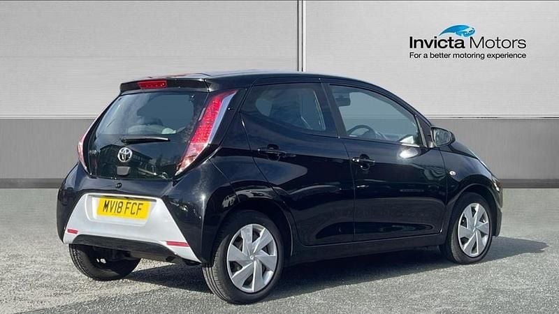 Used Toyota Aygo X-play 69 HP (50 kW) 2018 Black Hatchback