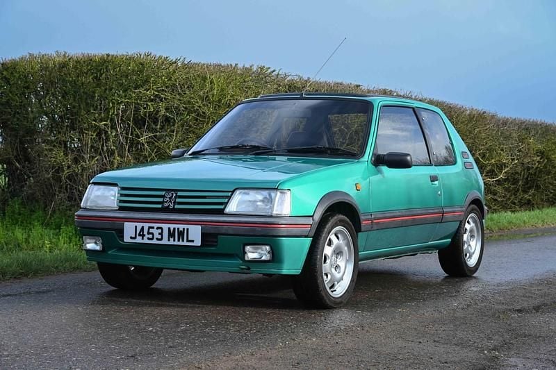 Used Peugeot 205 GTi 130 HP (95 kW) 1992 Green Hatchback