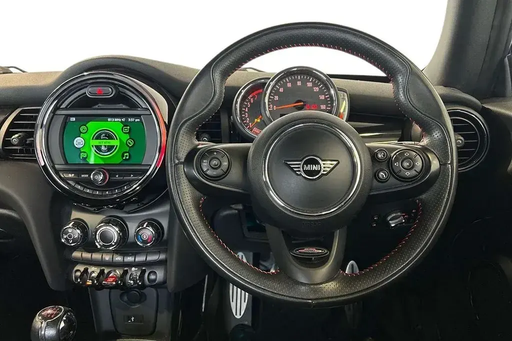 Used Mini Cooper S Hatch 189 HP (139 kW) 2019 Blue Hatchback