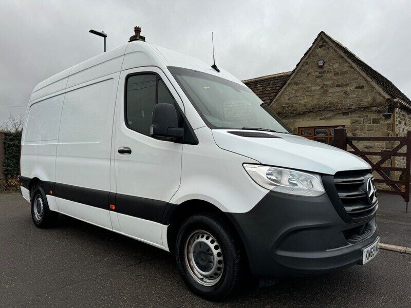 White Used 2019 Mercedes Sprinter Van | £13,490 (Fair price) - Image 1/4