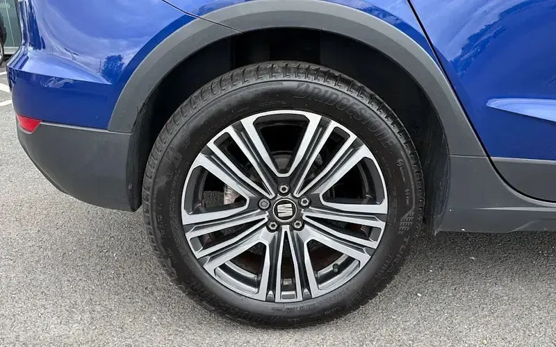 Used Seat Arona XCELLENCE 110 HP (80 kW) 2020 Blue SUV
