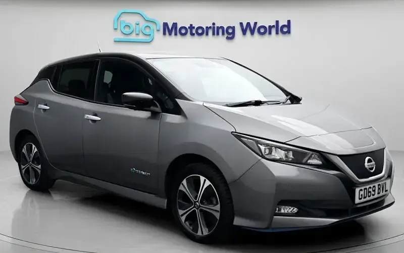 Used Nissan Leaf Tekna 160 kW (218 HP) 2019 Hatchback