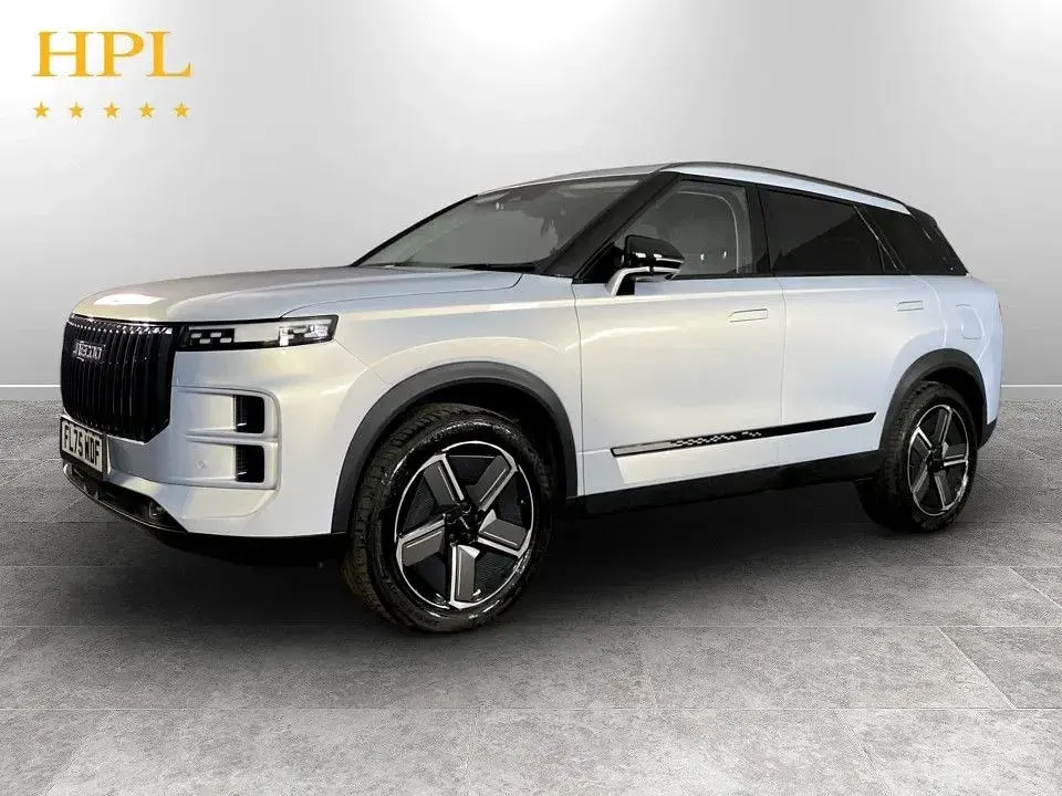Used Jaecoo 7 347 HP (255 kW) 2025 Silver SUV