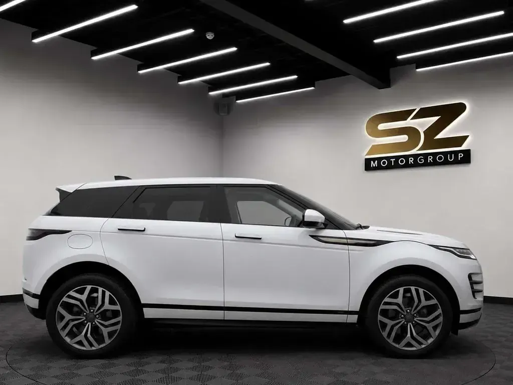 Used Land Rover Range Rover evoque HSE Dynamic 2019 White SUV