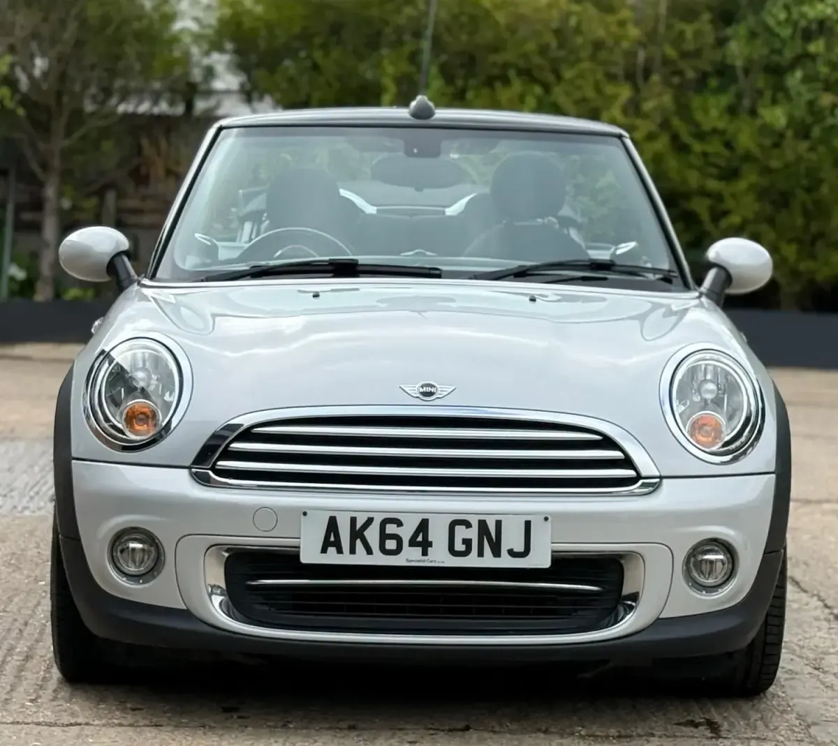 Used Mini Cooper Cabriolet 122 HP (89 kW) 2014 Silver Cabriolet